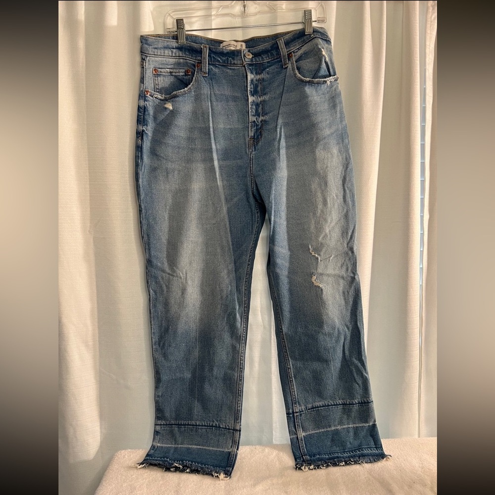 Abercrombie ulta high rise ankle straight jeans